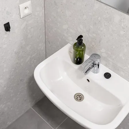 Levicka - 4 Apartament Bratysława